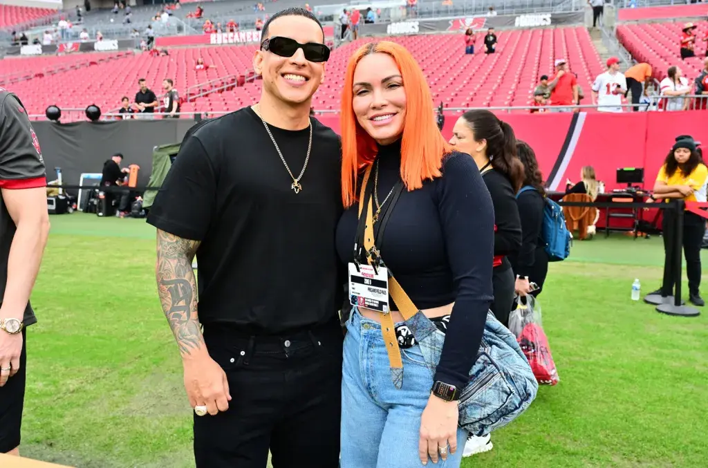 Daddy Yankee y su esposa Mireddys Gonzalez 2023 cartelera español 1548