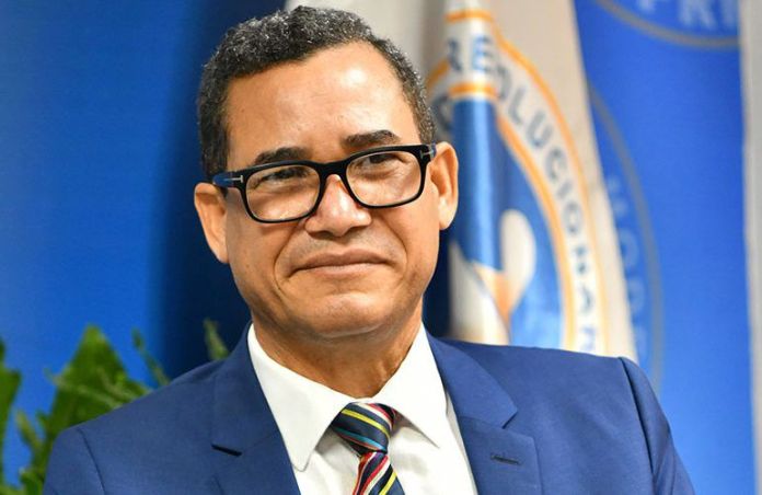 El vicepresidente ejecutivo del Partido Revolucionario Moderno (PRM), Eddy Olivares,