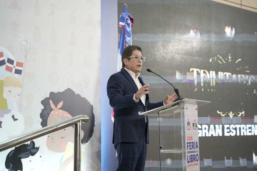Trinitarios de la serie animada se abre en la feria del libro