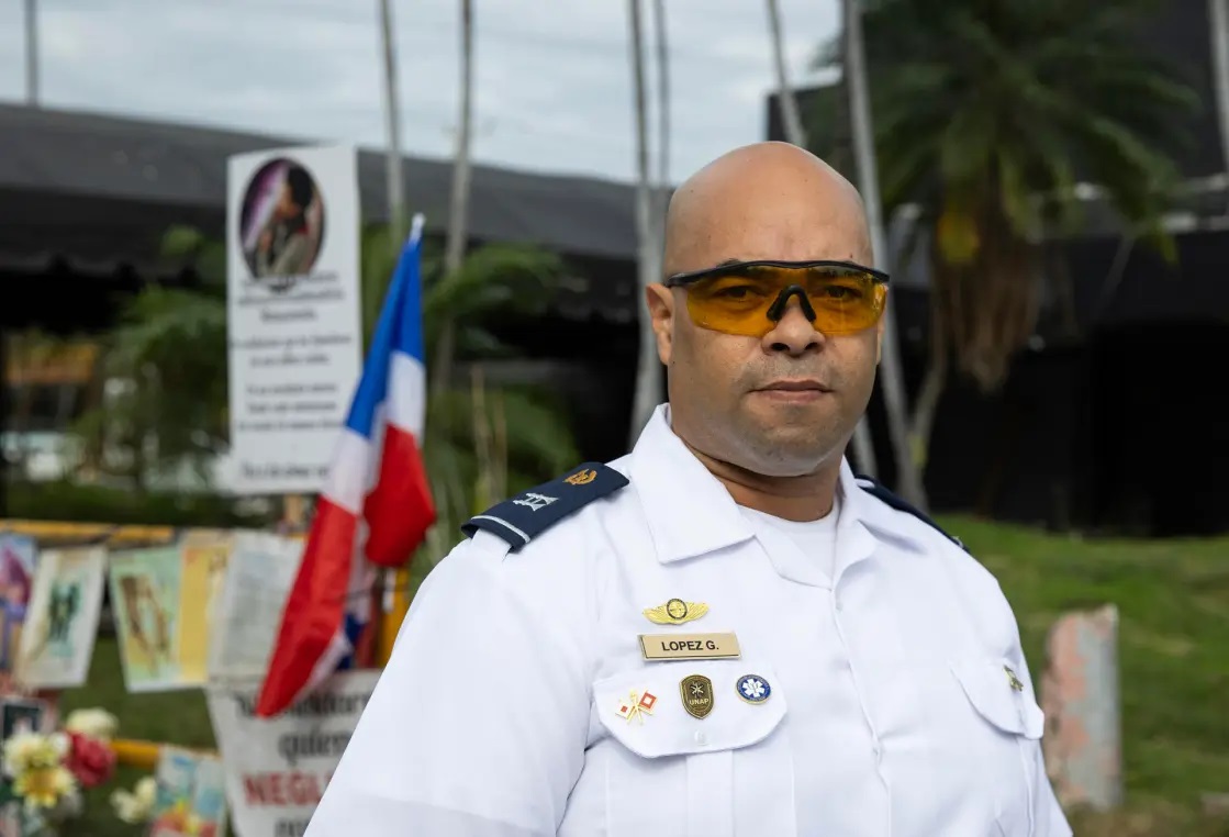 Tony López