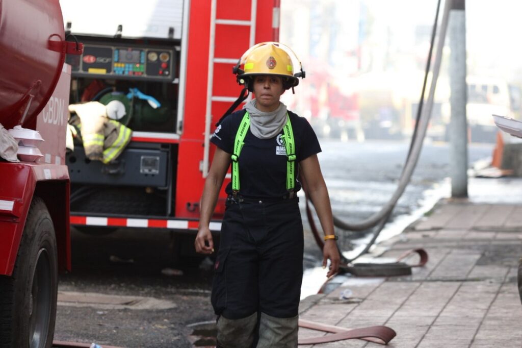 día del bombero-bombero