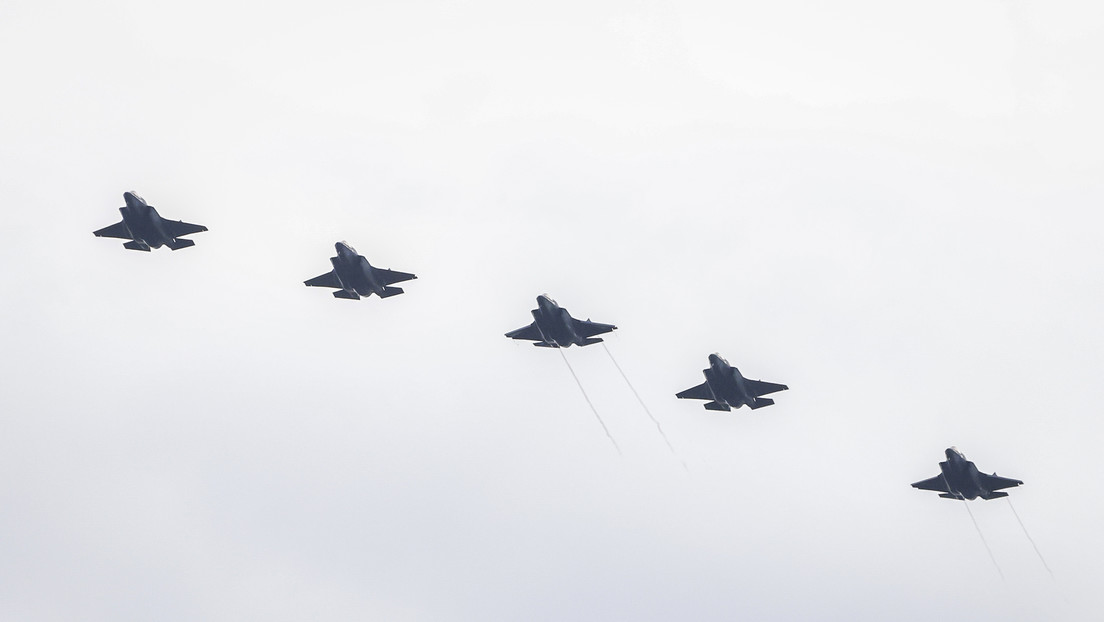Estados Unidos afirma que sus tres aviones de combate fueron derribados por 