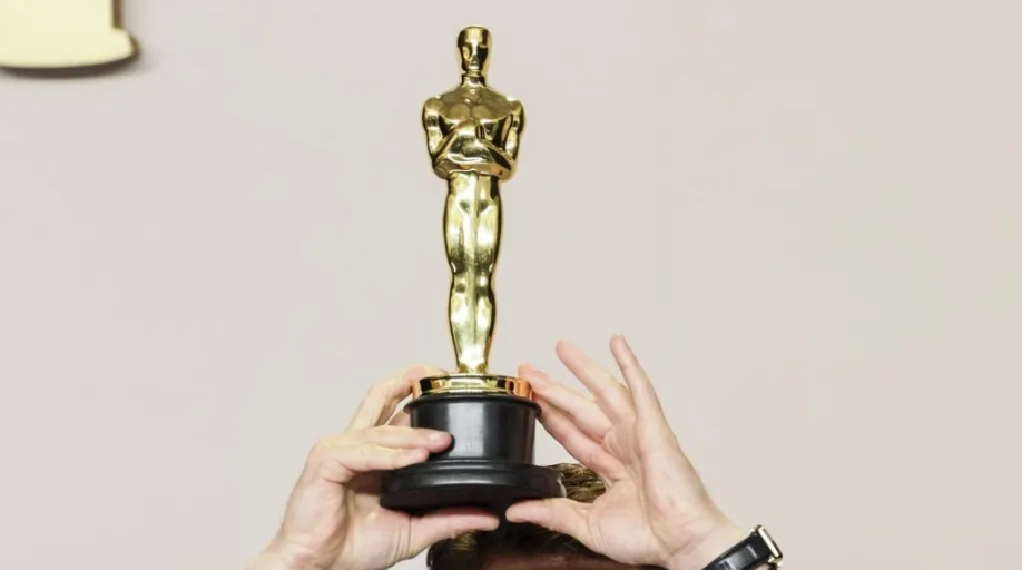 Estatuilla de los premios Oscar.