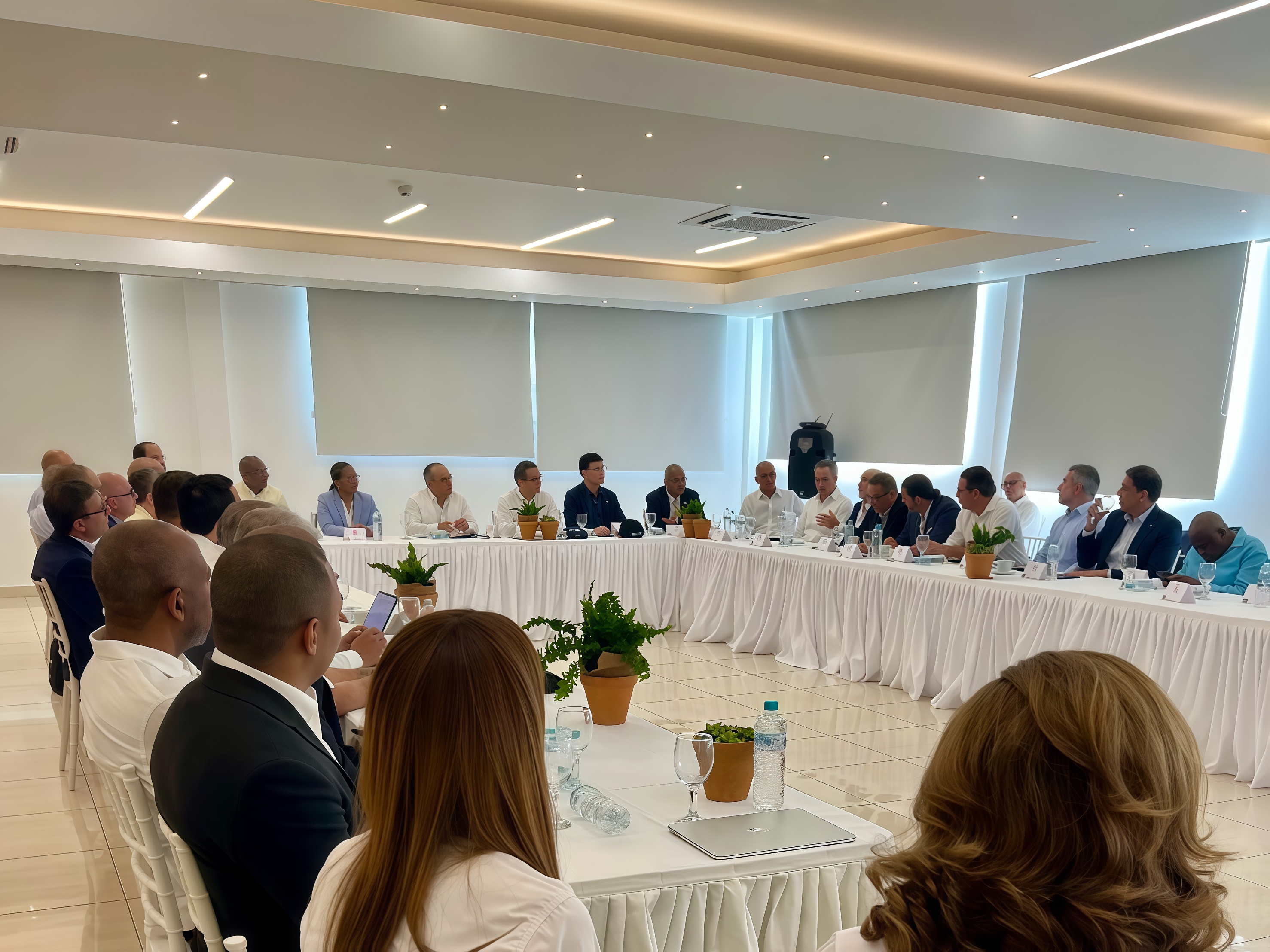 Representantes dominicanos y haitianos se reunieron en Codevi para abordar la situación fronteriza.