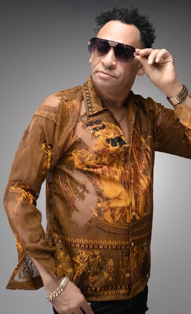 Luciano Martínez.