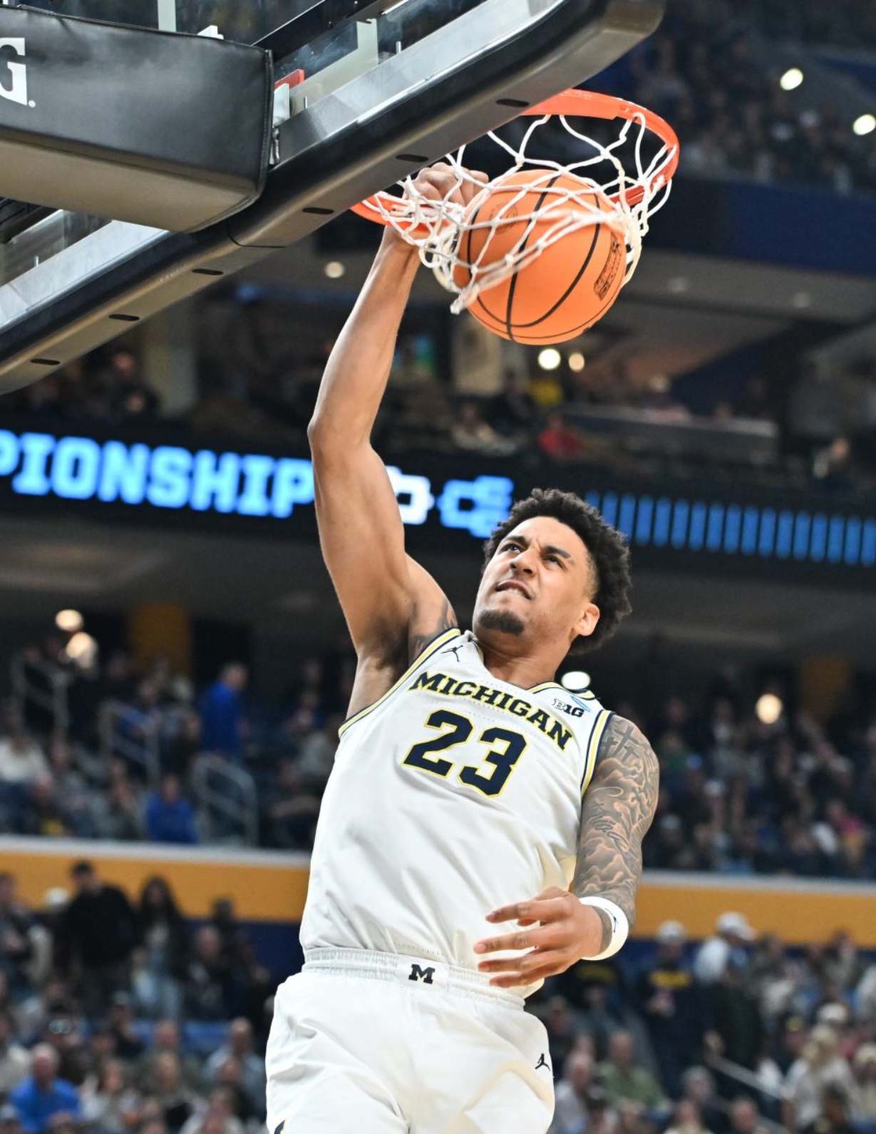 Michigan y Lendeborg van hoy por el título de la NCAA