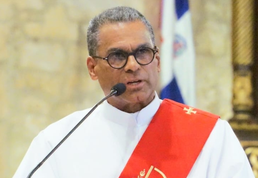 Iglesia reflexiona sobre la realidad social al abordar las Siete Palabras