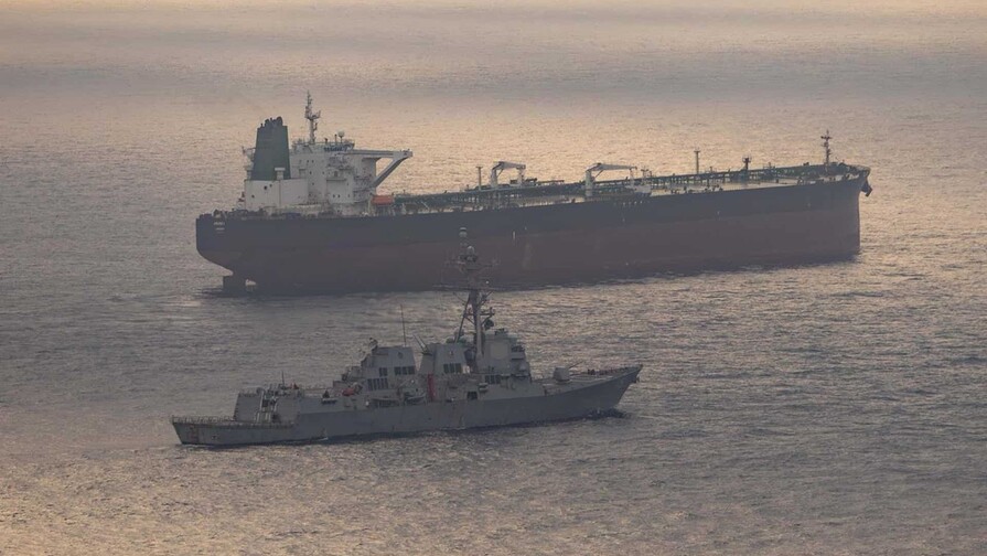 Irán amenaza con responder al bloqueo estadounidense de sus puertos que califica de “piratería”