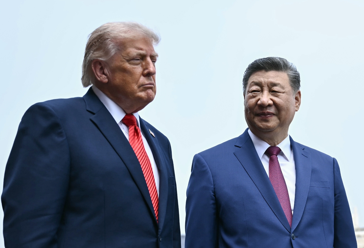El presidente Donald Trump con su homólogo chino, Xi Jinping, en Beijing. AP