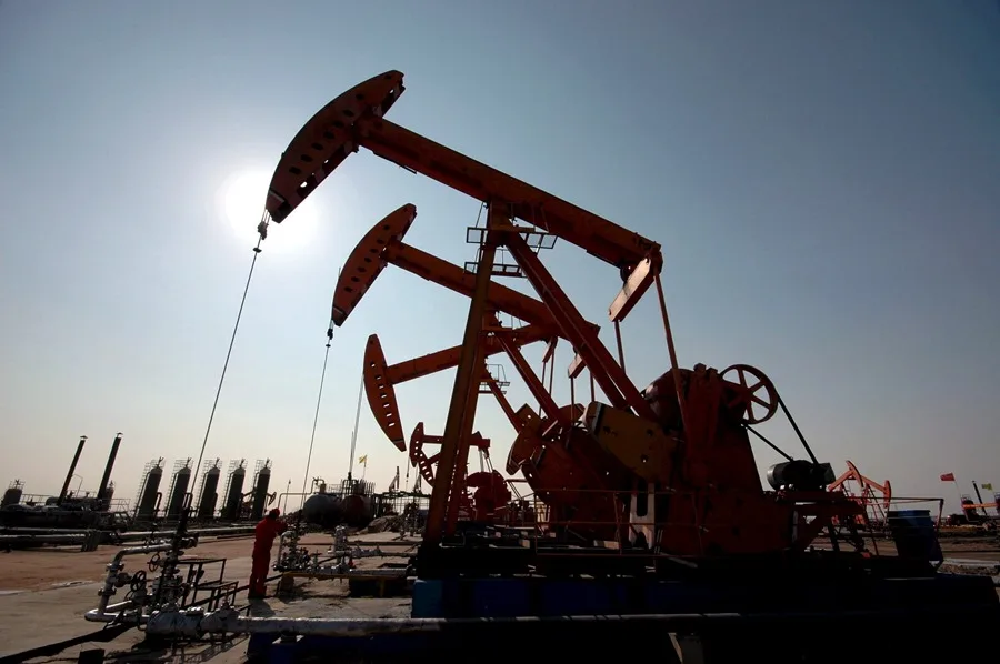Fotografía de archivo de una planta petrolera. EFE/WEI LEUNG