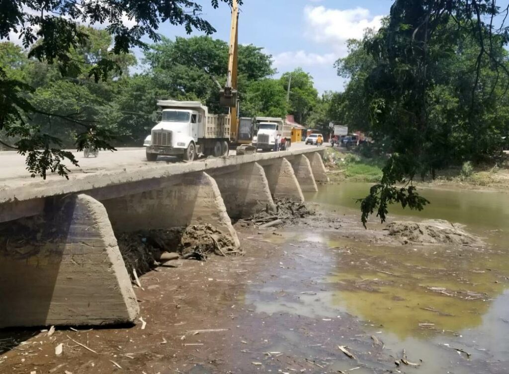 Inundaciones del río Yaque del Norte en el municipio de Castañuela