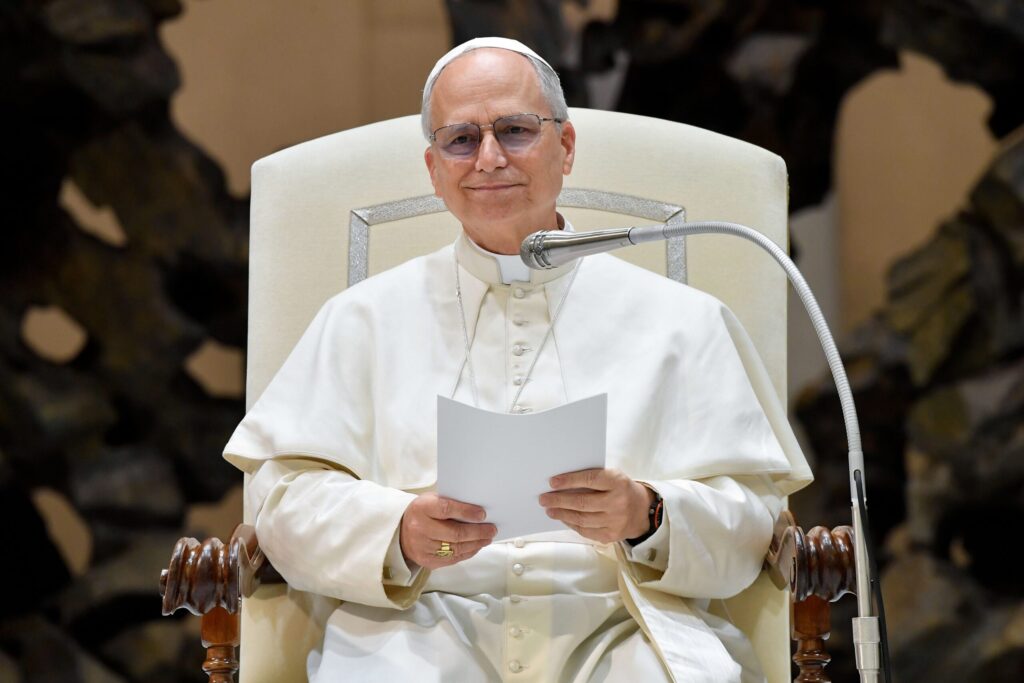 Arzobispo coadjutor de Santo Domingo será recibido por el Papa León XIV el mismo día de presentación de su primera encíclica sobre inteligencia artificial