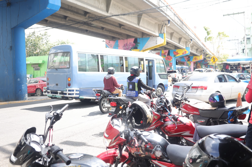 Requisitos que debe cumplir un automovilista para prestar servicio en una parada