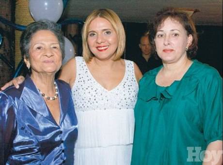 Eveling Belliard celebra sexto aniversario de programa radial