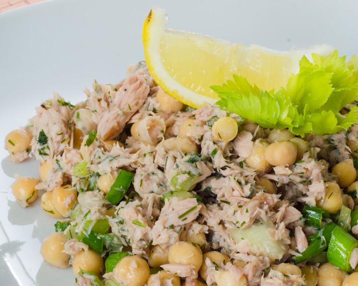 Ensalada De Garbanzos Y Atún