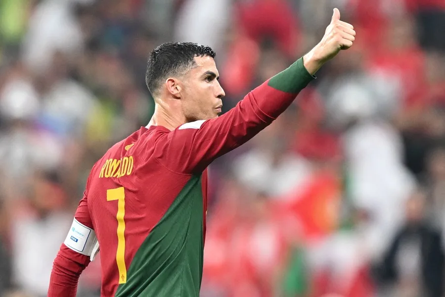 Fotografía de archivo del jugador portugués Cristiano Ronaldo, durante un partido del Mundial 2022. EFE/Noushad Thekkayil