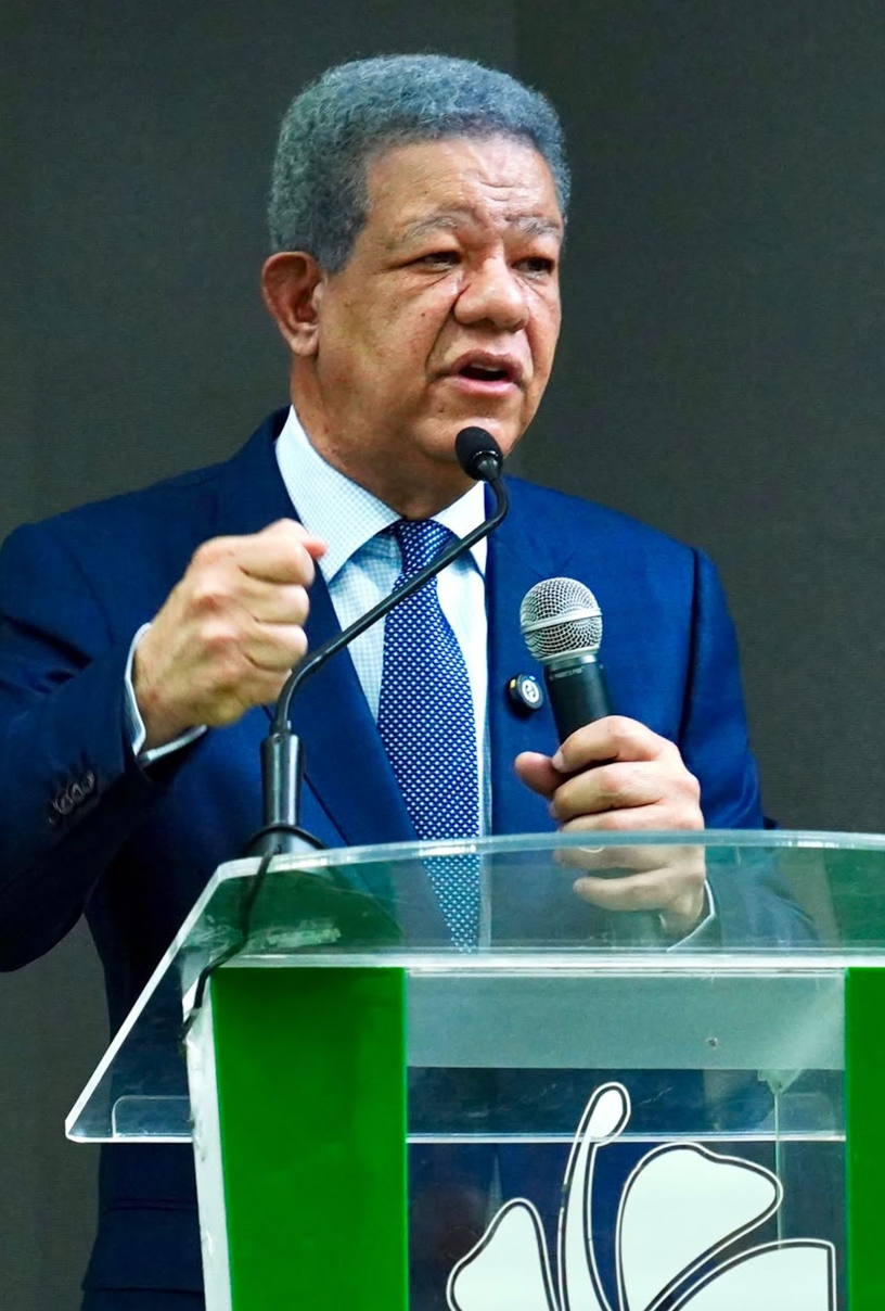Leonel Fernández.