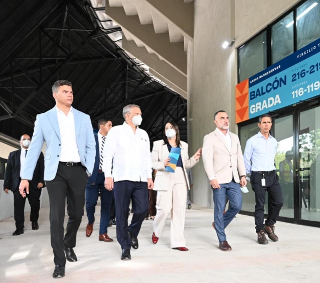 Leonardo Aguilera supervisó la Arena Banreservas