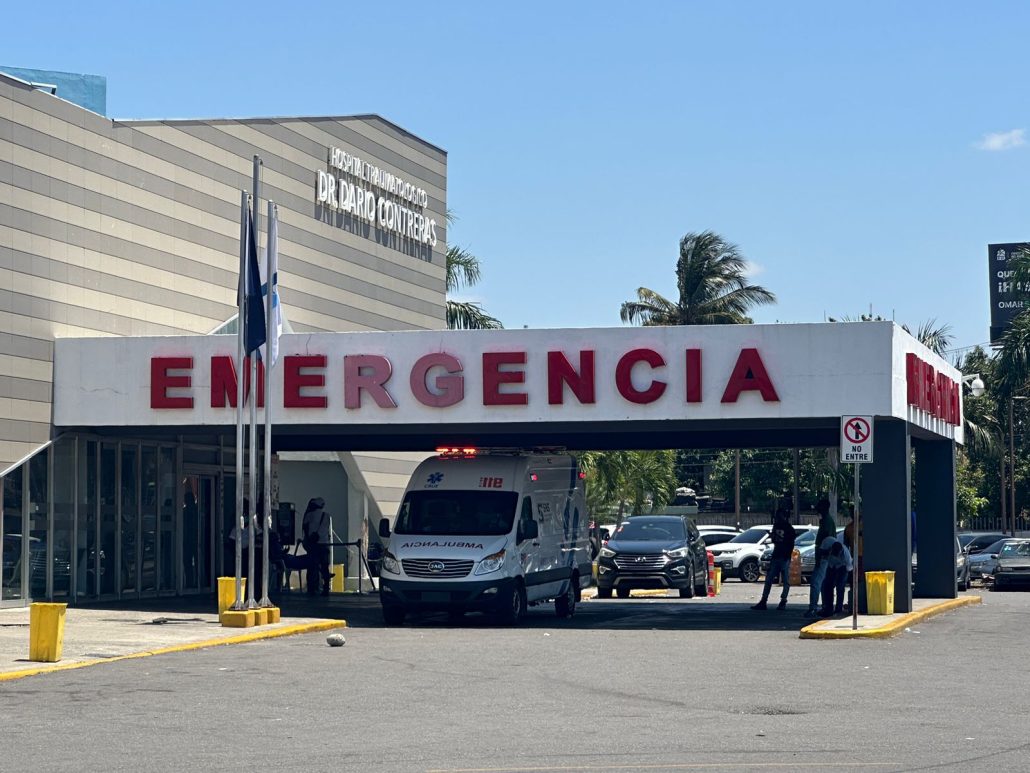 Una fuente dijo al diario Hoy que el hombre es un sargento mayor del Ejército de República Dominicana (ERD), identificado como Tony Vallejo.