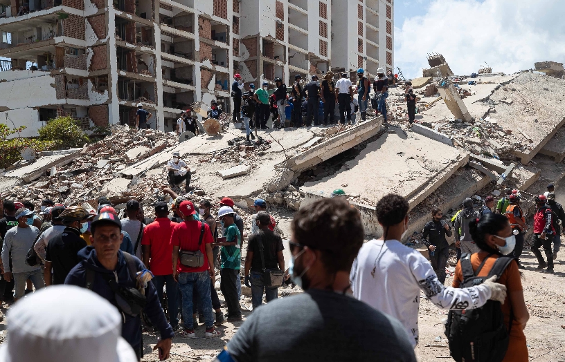 Muchos edificios están completamente sobre el terreno. EFE