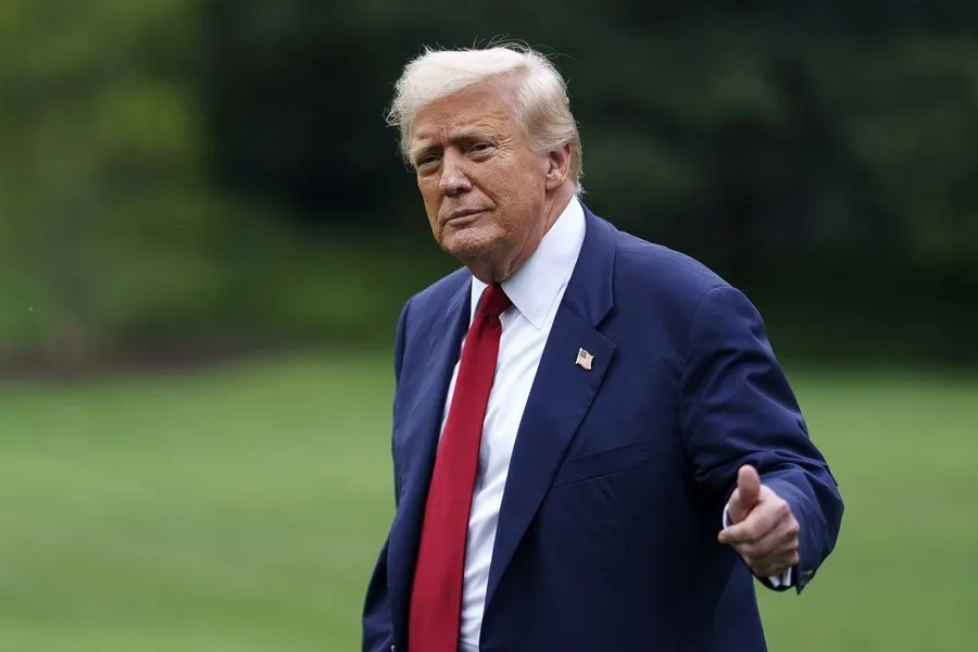 Trump asegura que no habrá peajes en el Estrecho de Ormuz
