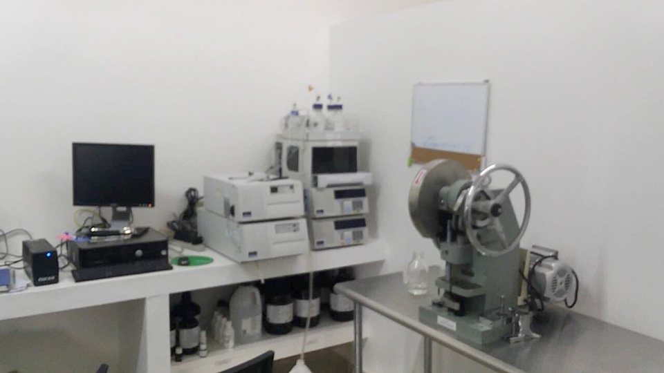 Laboratorios clandestinos y redes internacionales: la estructura criminal detrás del comercio ilícito de medicamentos