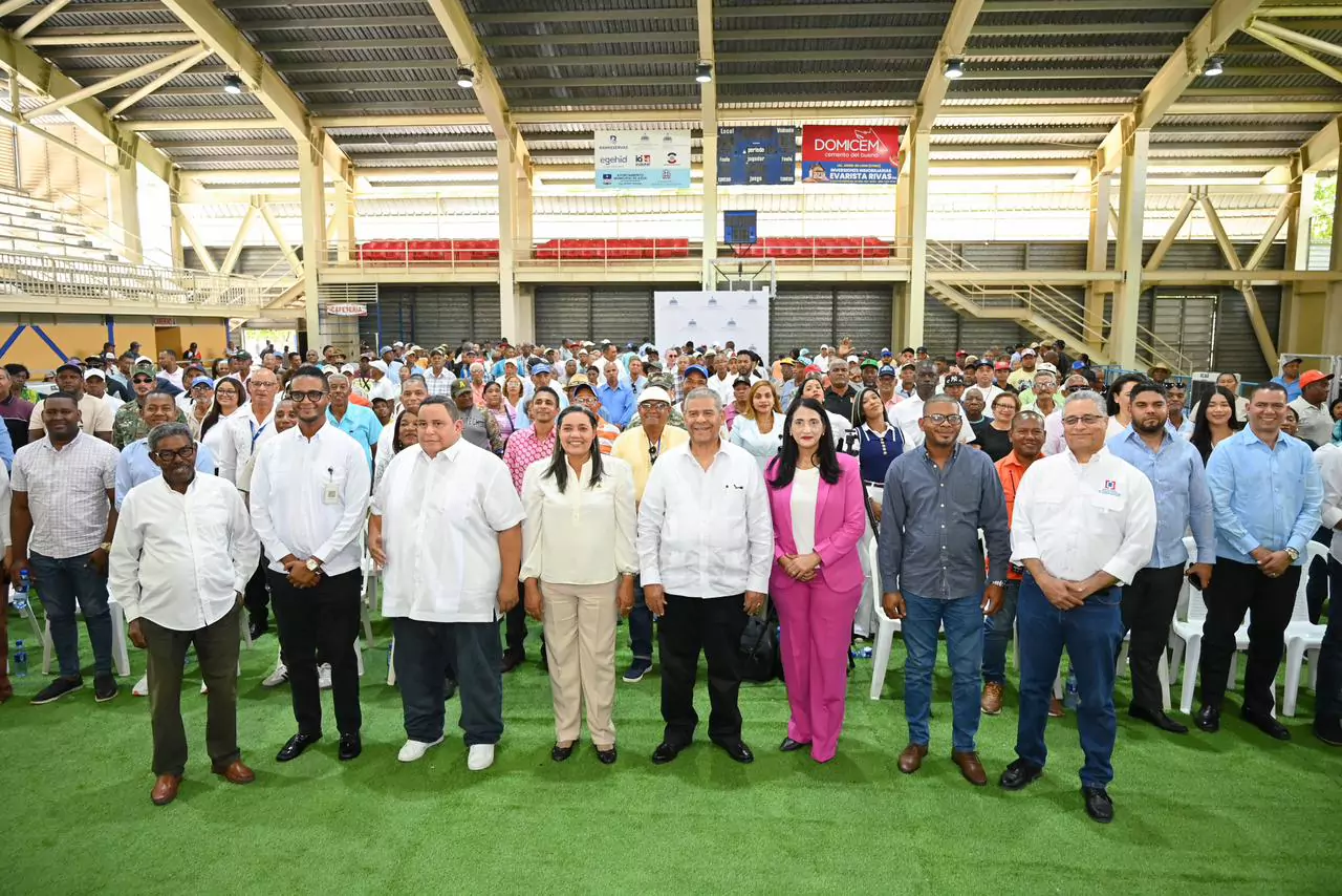 IAD inicia Plan Nacional de Titulación en Azua que beneficiará a más de 4.000 terratenientes de la Reforma Agraria