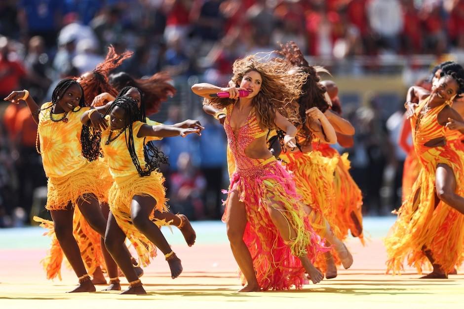 “Shakira y los Ghetto Kids iluminaron la final del Mundial con ritmo y color