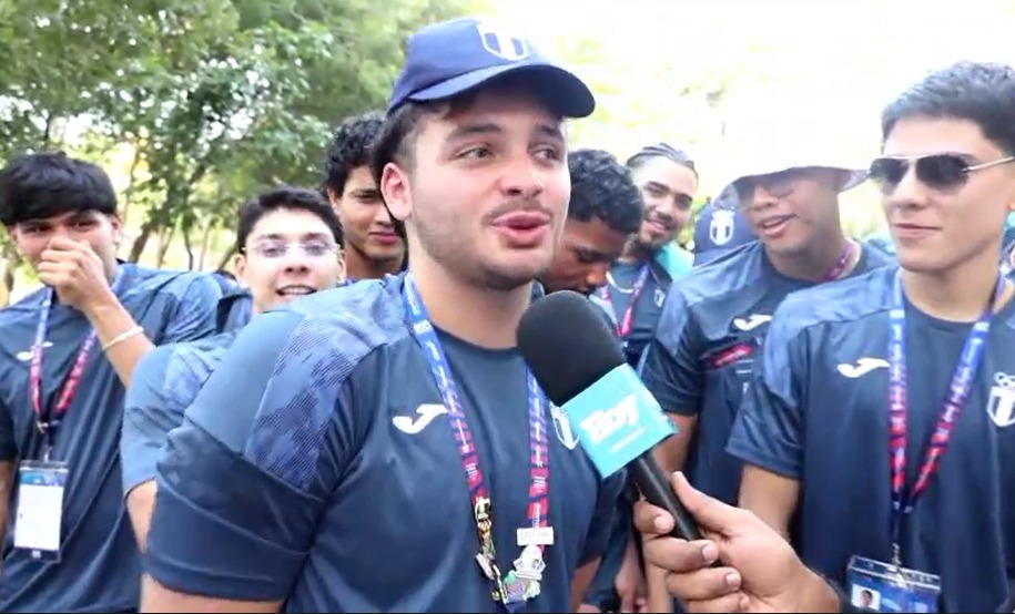 Parte de la selección guatemalteca de baloncesto.