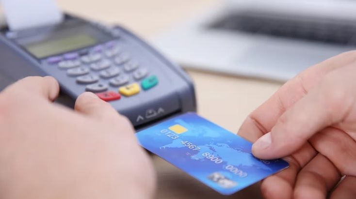 Entra en vigor ley de tarjetas de crédito en NY