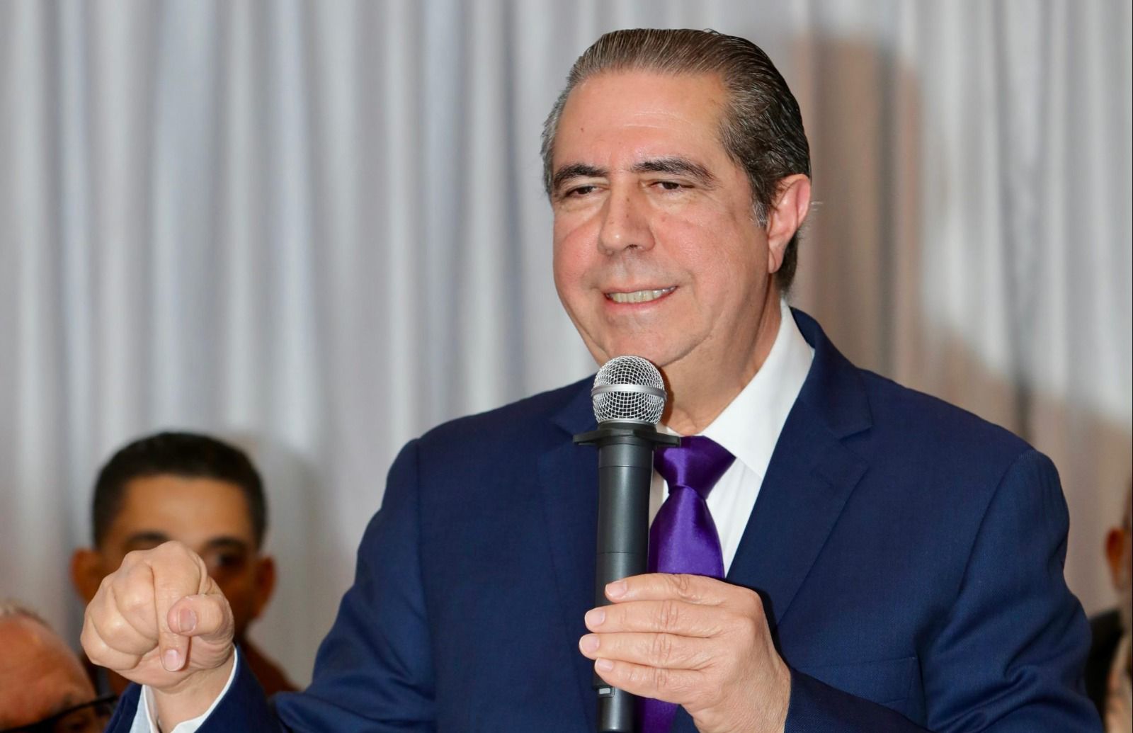 Francisco Javier García confirma participación en el Debate RD del PLD del 23 de agosto