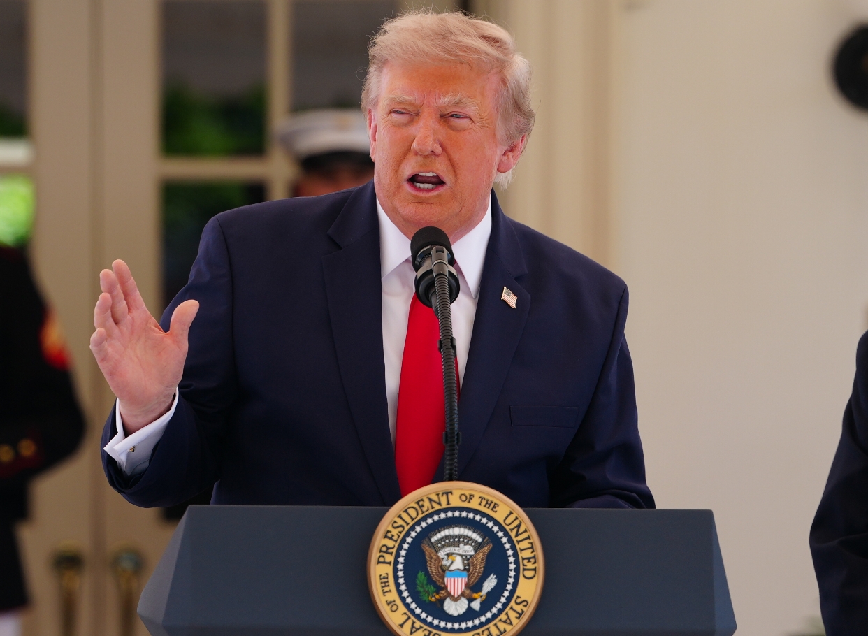 El presidente estadounidense Donald Trump impuso más sanciones a Cuba. EFE