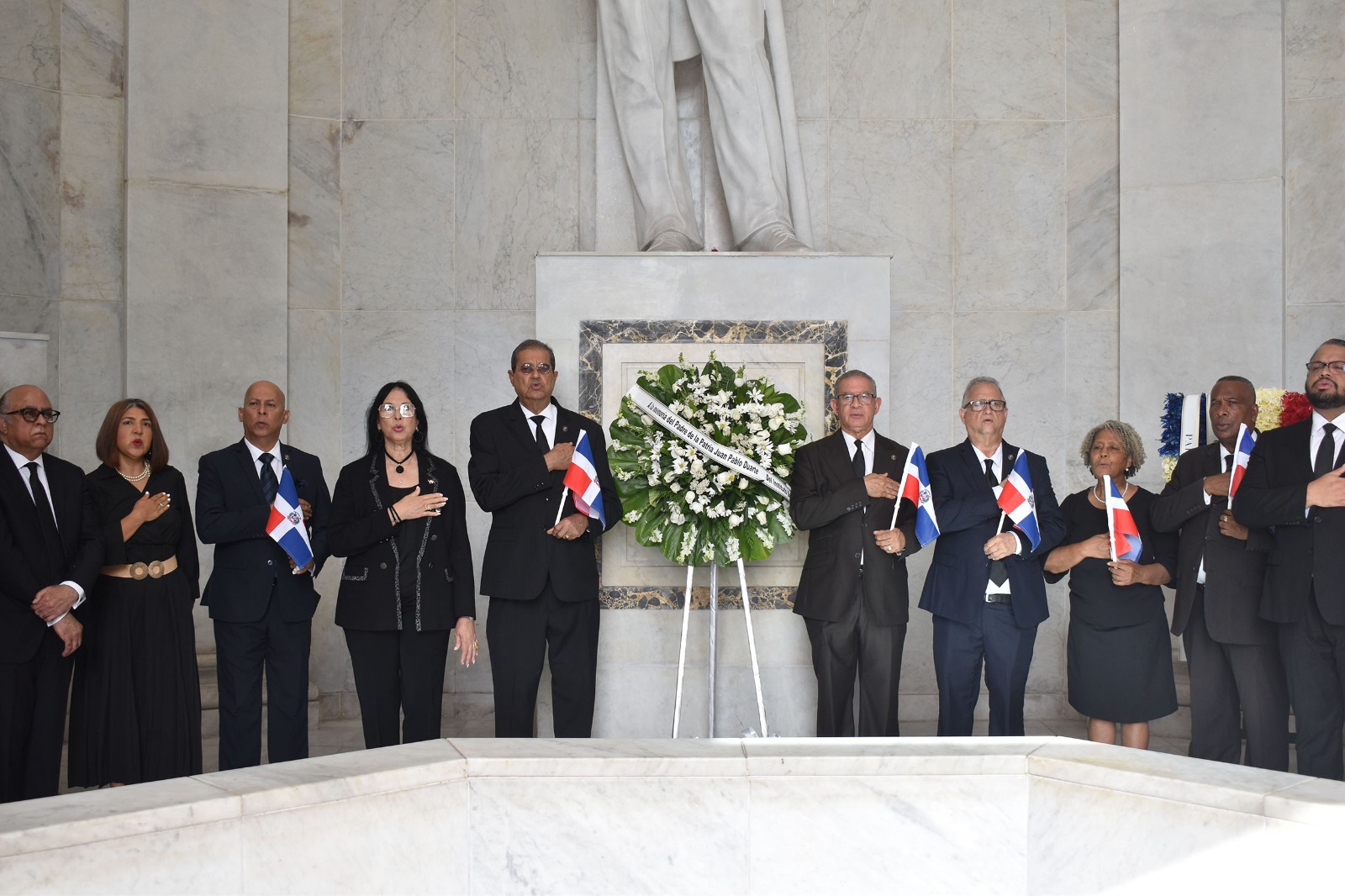 Los duartianos rinden homenaje al patricio en el 150 aniversario de su muerte.