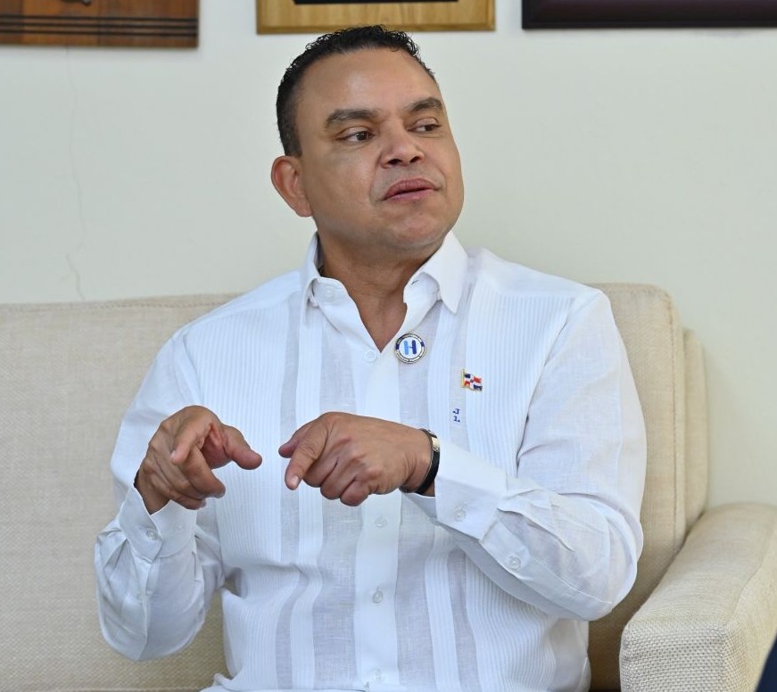 Julio César Landrón
