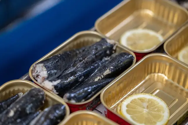 sardinas enlatadas 