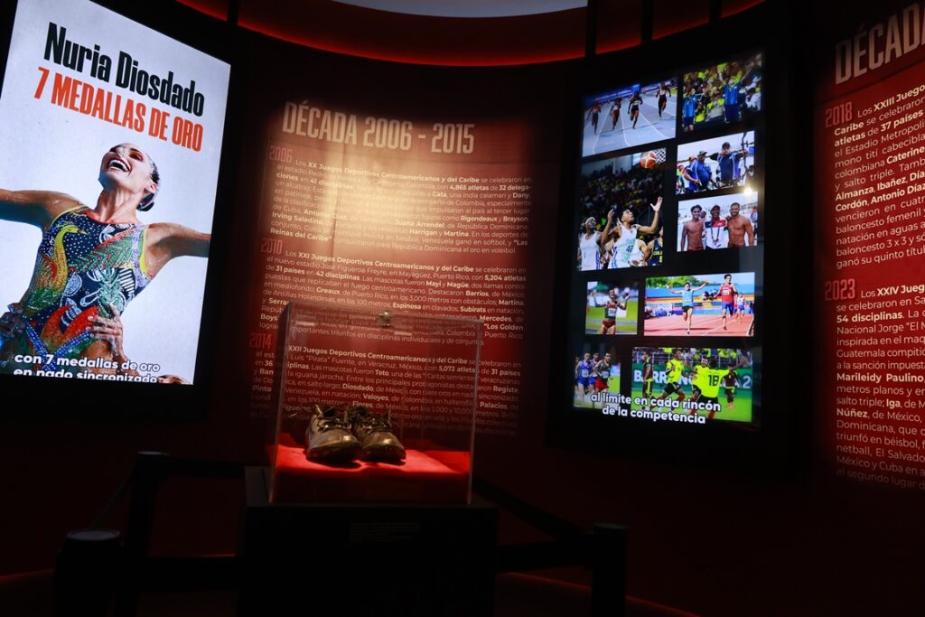 La exposición hace una cronología de la historia de los Juegos. Elieser Tapia.