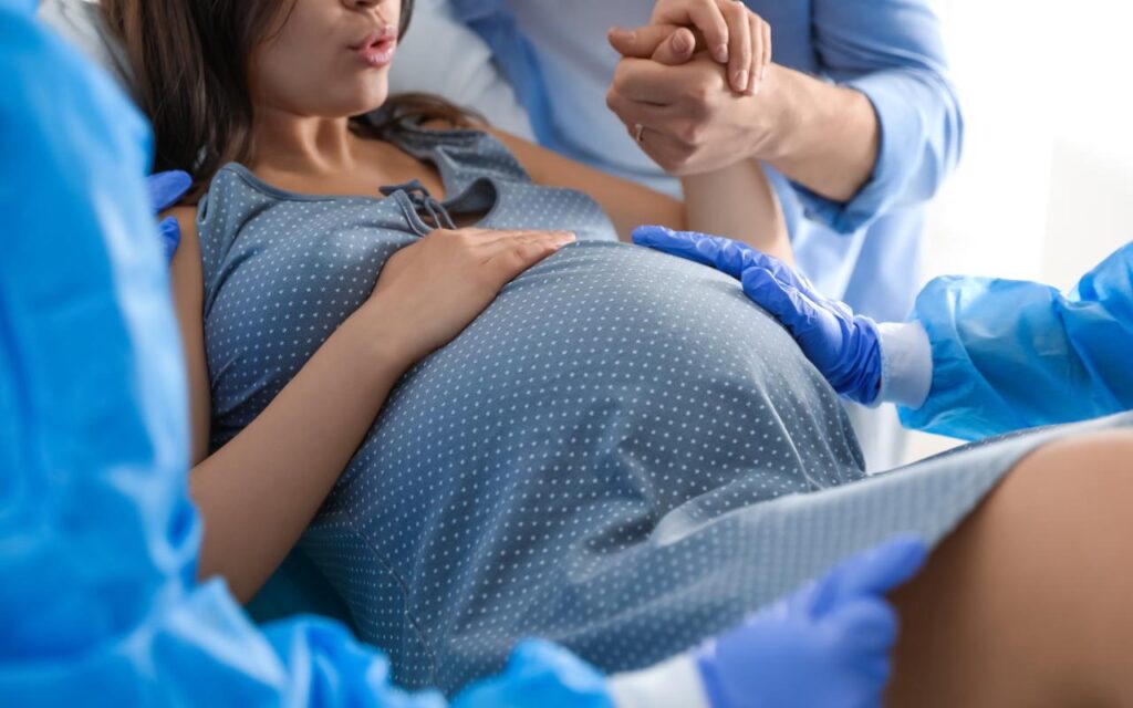 Entre protocolos y quirófanos: el 68% de los nacimientos en República Dominicana son por cesárea