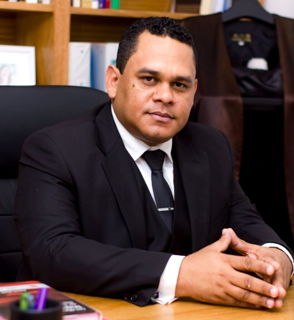 Santiago Henríquez Urbano