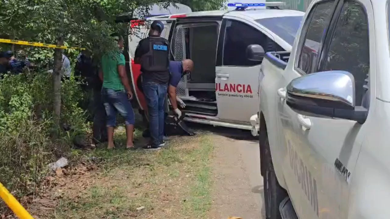 Joven de 18 años encontrada muerta en Santiago