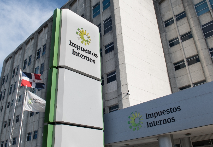 Dirección General de Impuestos Internos (DGII).