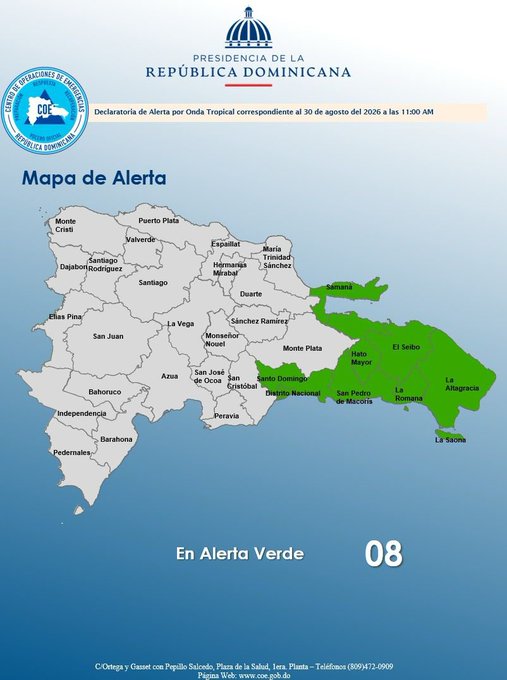 El Centro de Operaciones de Emergencia (COE) emitió este domingo alerta verde para siete provincias y el Distrito Nacional, debido al aumento de humedad en la masa de aire provocado por una onda tropical activa ubicada al este de Puerto Rico, según el informe del Instituto Dominicano de Meteorología (INDOMET). Los distritos bajo alerta son: provincia Santo Domingo, Distrito Nacional, Samaná, San Pedro de Macorís, Hato Mayor, La Romana, El Seibo y La Altagracia. El COE recomendó a la población abstenerse de cruzar ríos, arroyos y quebradas con altos volúmenes de agua, así como evitar el uso de balnearios en las provincias bajo vigilancia. La medida busca prevenir incidentes por posibles inundaciones repentinas y urbanas, producto de las lluvias asociadas al sistema atmosférico.