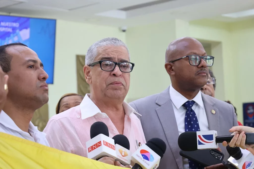 Justo Nicasio, obstetra-ginecólogo del Hospital Maternidad de Altagracia. Arlenis Castillo. 