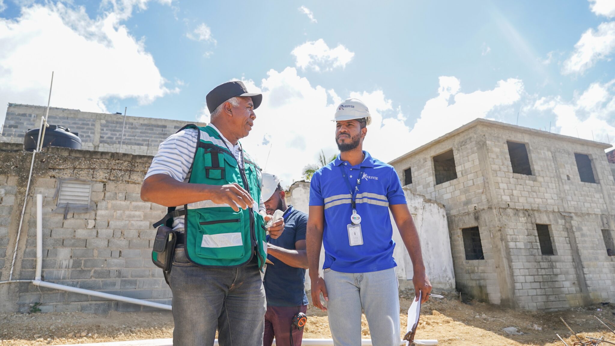 Según Reyes Madera, más de 2.000 solicitudes permanecen pendientes de atención, situación que atribuyó al creciente interés de la población por conocer el nivel de seguridad de sus inmuebles. (Imagen de archivo/Onesvie).