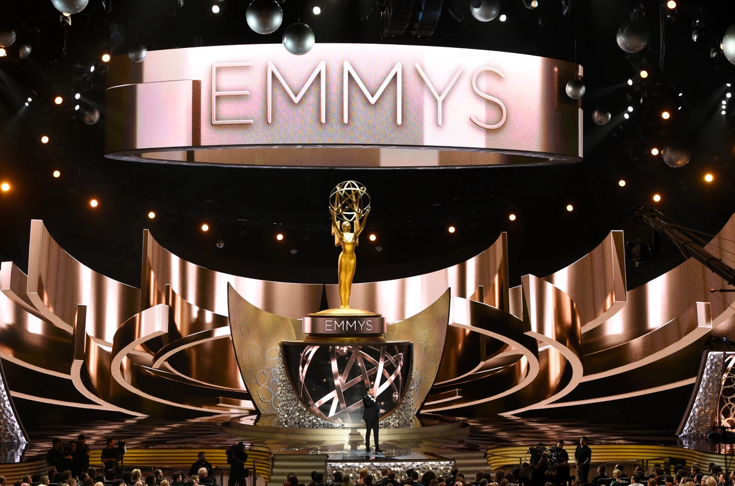 Escenario de los premios Emmy en 2016