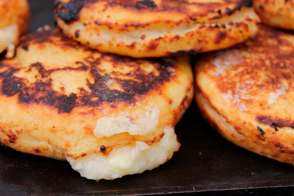 Día Mundial de la Arepa: la historia detrás de este delicioso plato latino y las mejores recetas para recrearlo