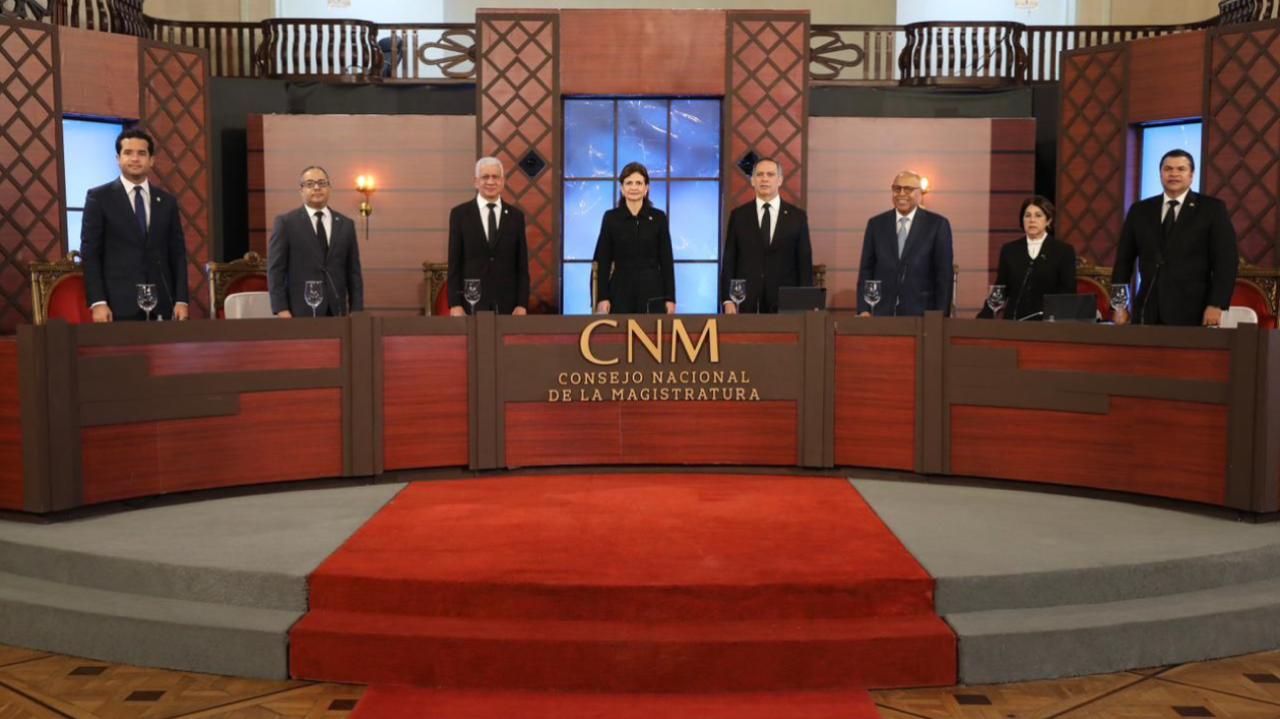 Como parte del proceso, el Consejo Nacional de la Judicatura se reunió este jueves, con el fin de ponderar cada uno de los expedientes presentados, de acuerdo con los criterios y requisitos establecidos para la convocatoria.