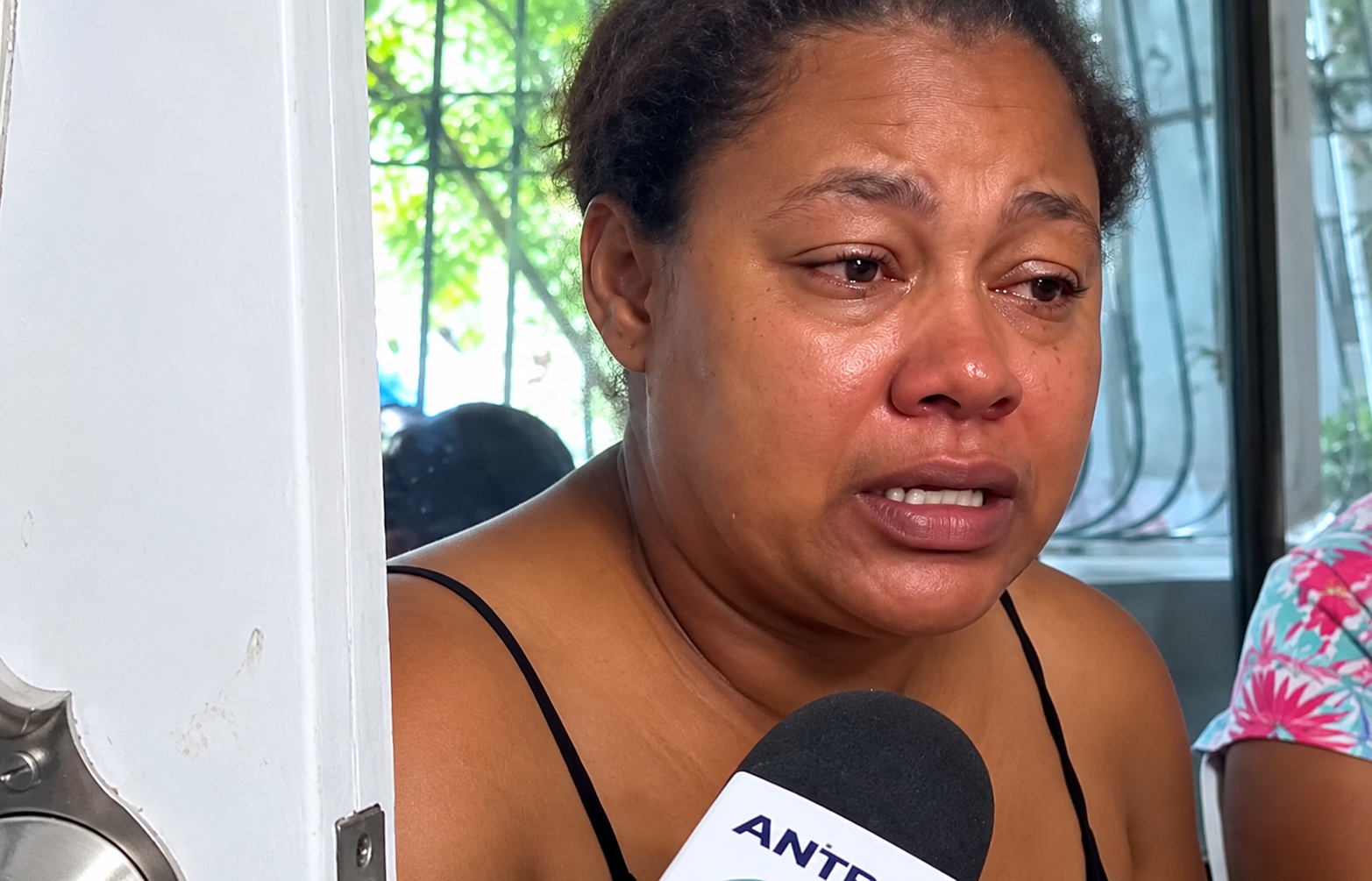 DJ asesinado a tiros en La Ureña, Santo Domingo Este; familiares exigen justicia