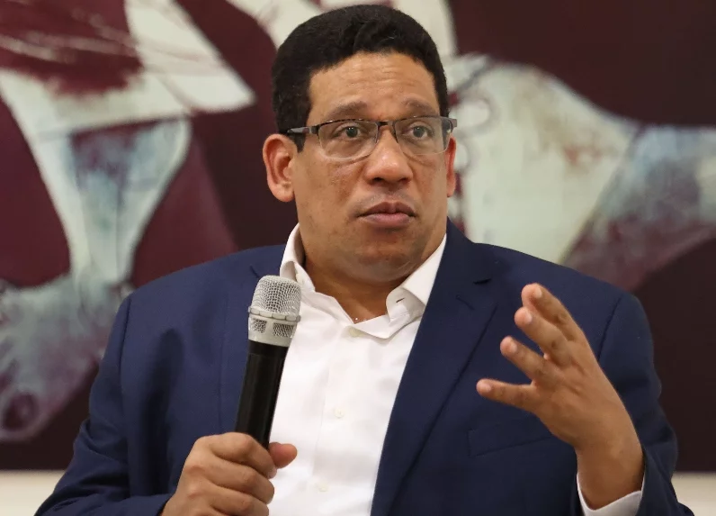 Carlos Pimentel
