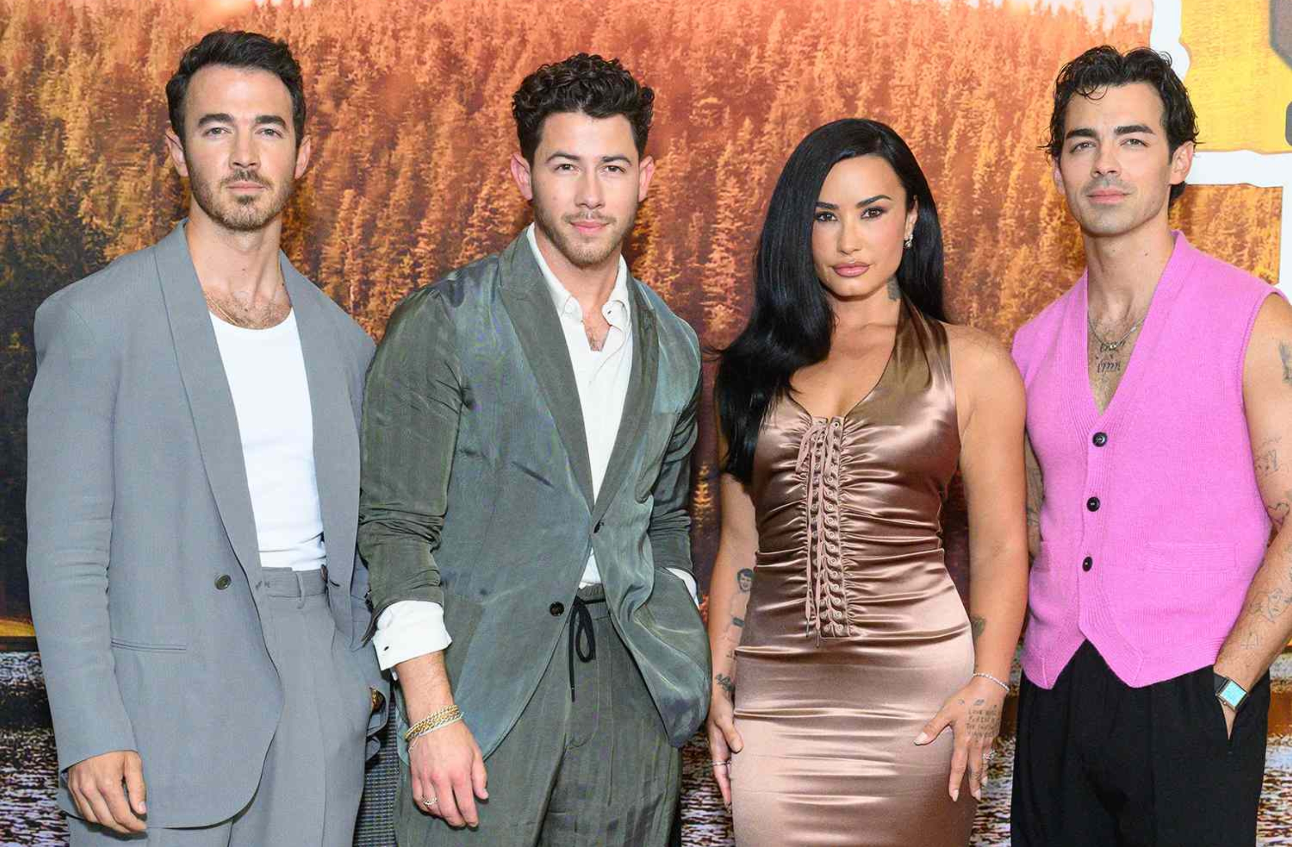 Demi Lovato y los Jonas Brothers (Joe, Nick y Kevin Jonas), que han participado en las tres películas.