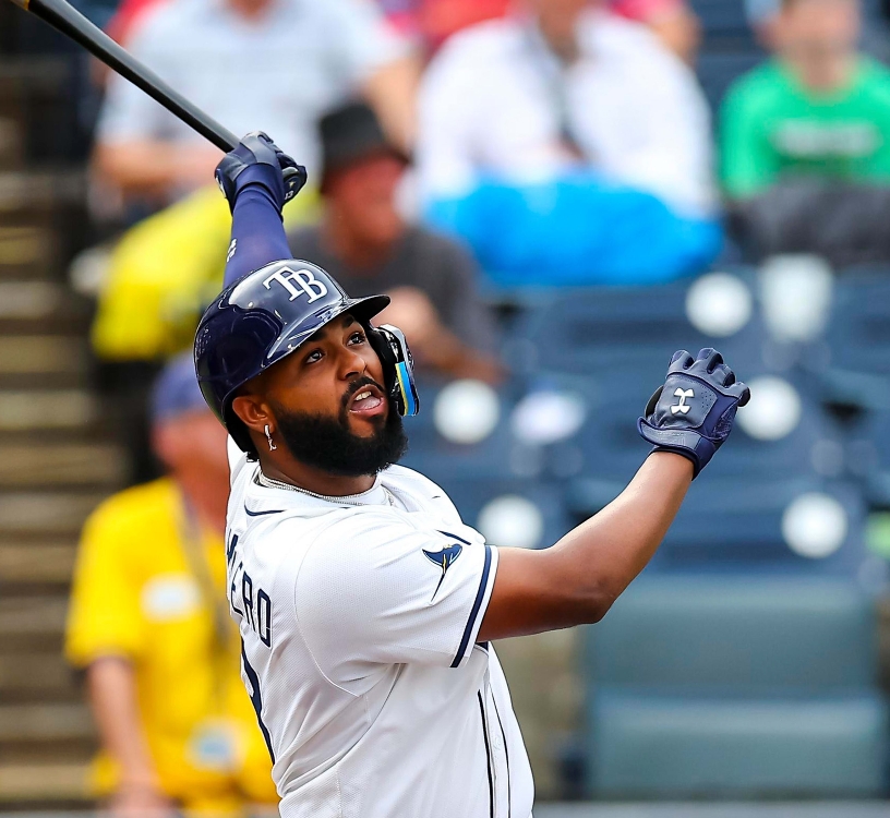 Junior Caminero conectó su jonrón 37 en la victoria de los Rays.